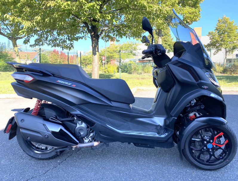 PIAGGIO MP3 400 RST SPORT