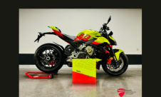 DUCATI STREETFIGHTER V4 LAMBORGHINI N° 379/630