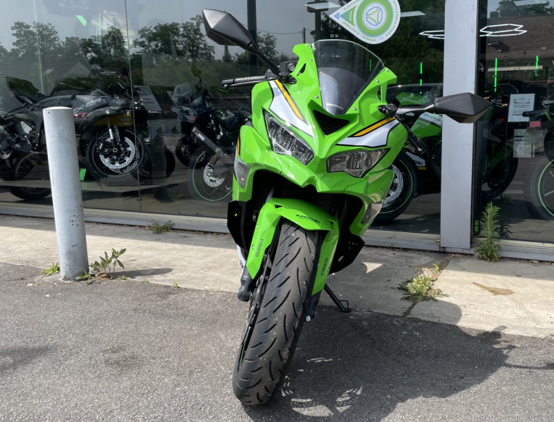 KAWASAKI ZX-4RR