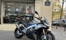 APRILIA TUONO 1100 V4 GRIS - 1ER MAIN 