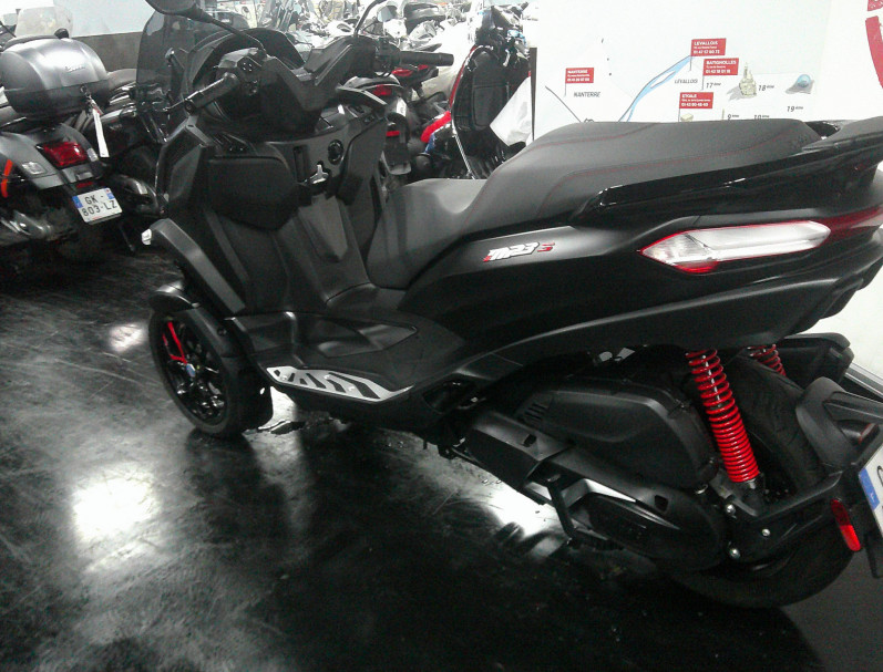 PIAGGIO MP3 400 HPE 2022 2600KM