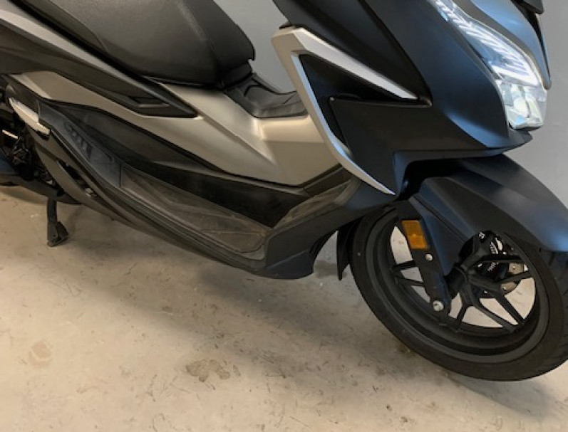 HONDA NSS FORZA 350