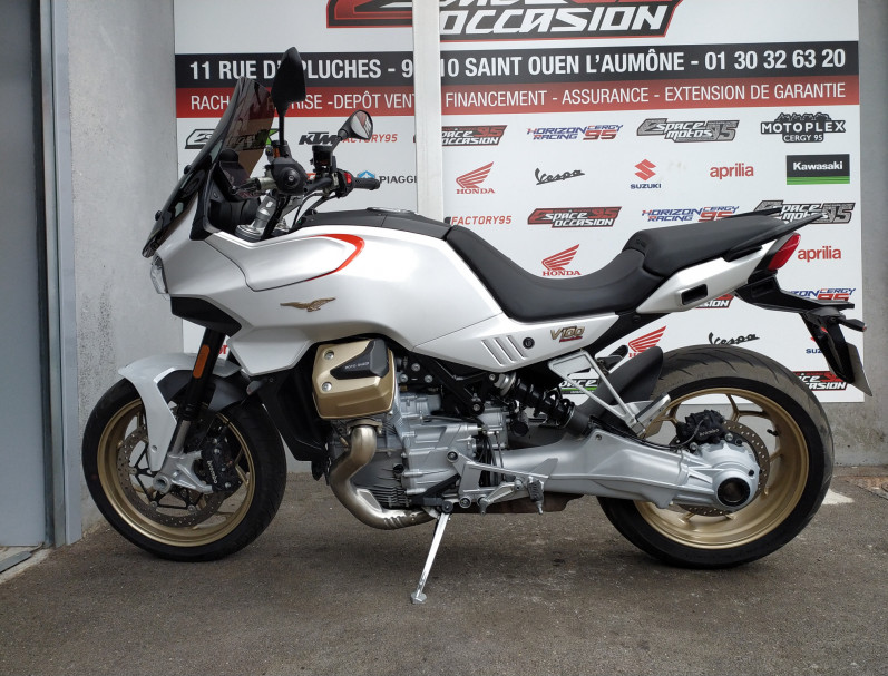 MOTO GUZZI V100  MANDELLO