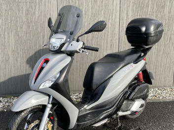 PIAGGIO Medley S 125 IGET ABS E5 + top case + bulle
