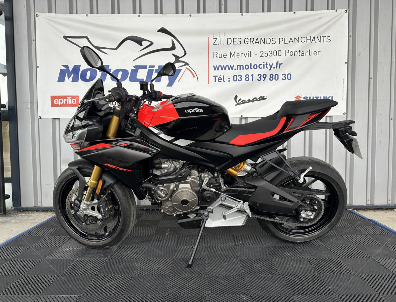 APRILIA TUONO 660 FACTORY