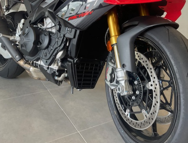 APRILIA TUONO 1100 V4 FACTORY NEW 2025 - LEASING 197 EUROS / MOIS *