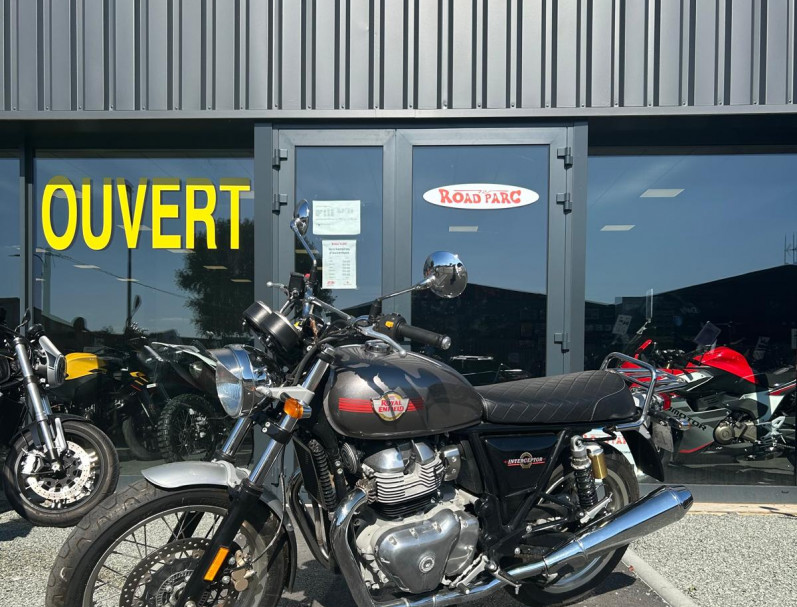 ROYAL ENFIELD INTERCEPTOR 650