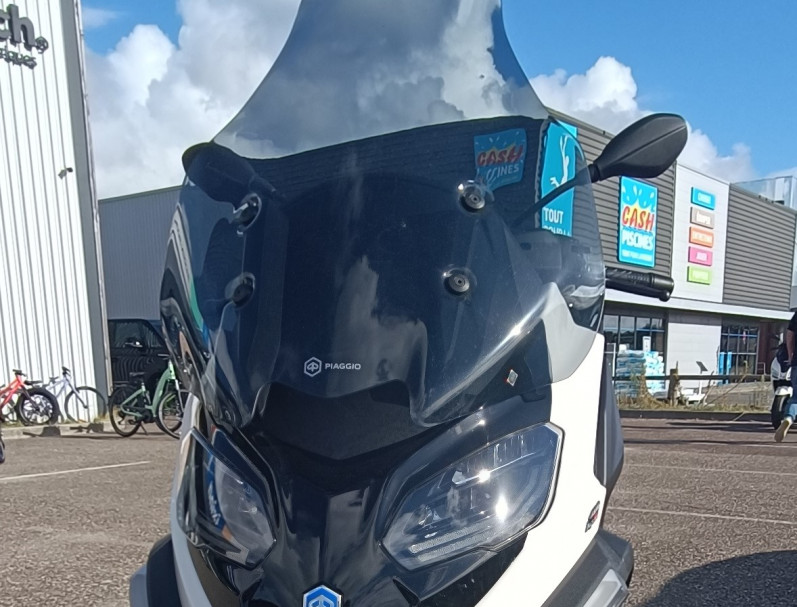 PIAGGIO MP3 400 RST SPORT
