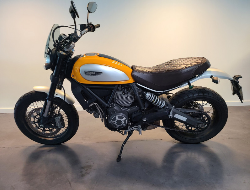 DUCATI SCRAMBLER 800 classic