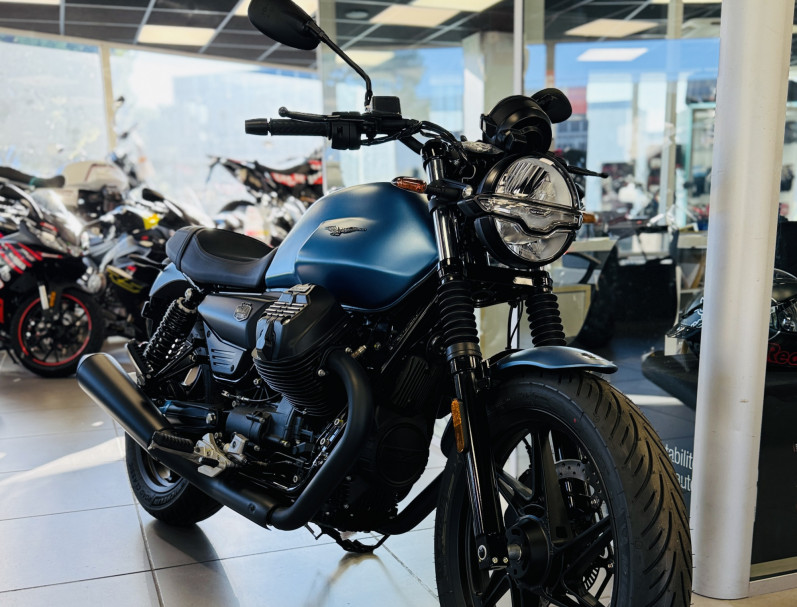 MOTO GUZZI V7 STONE 850