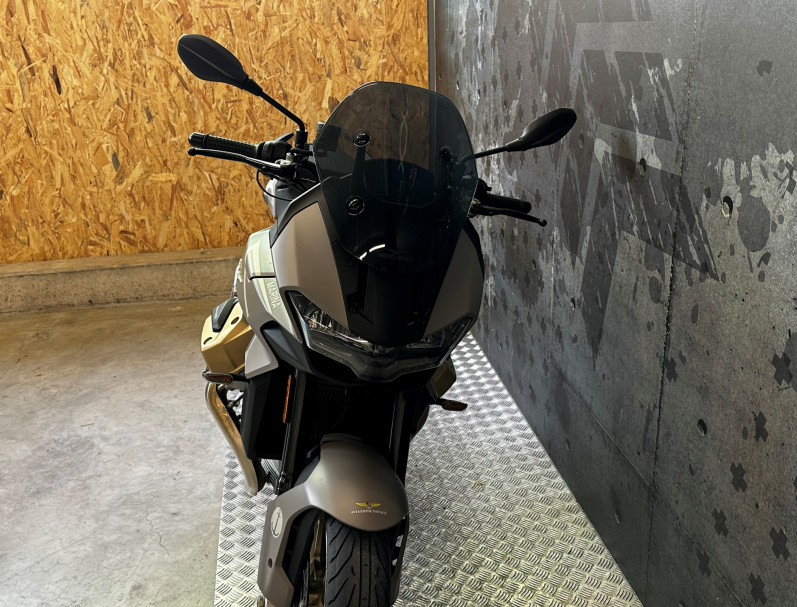 MOTO GUZZI V100 Mandello Aviazione Navale 2000kms