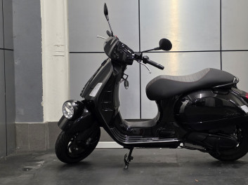 VESPA GTV 300 BLACK EDITION