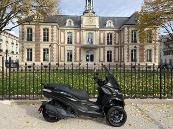 PIAGGIO MP3 400 LT SPORT