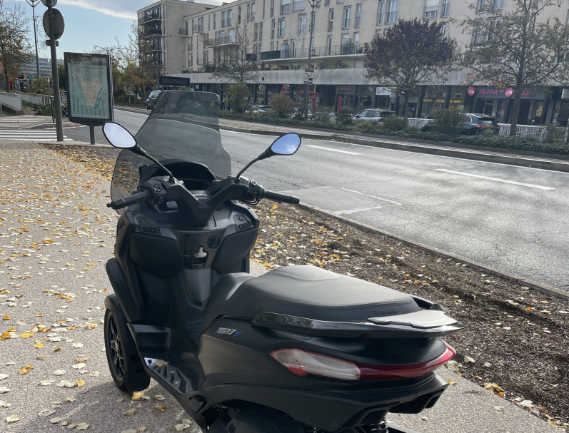 PIAGGIO MP3 400 LT SPORT