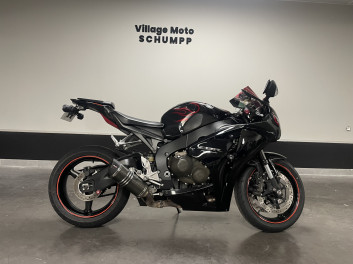 HONDA CBR 1000 RR FIREBLADE