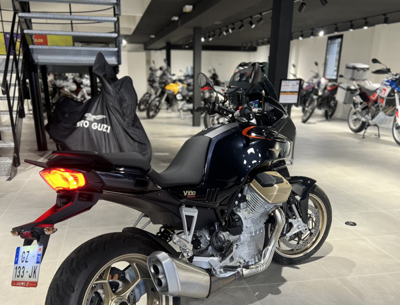 MOTO GUZZI V100  MANDELLO