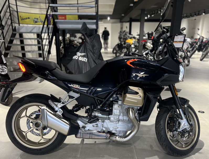 MOTO GUZZI V100  MANDELLO