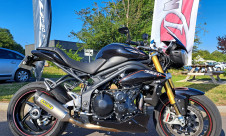 TRIUMPH SPEED TRIPLE 1050 R