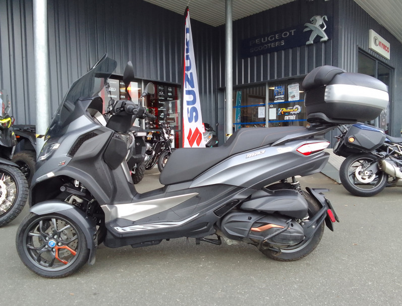 PIAGGIO MP3 530 HPE EXCLUSIVE