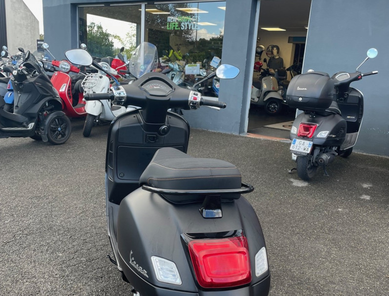 VESPA GTS 300