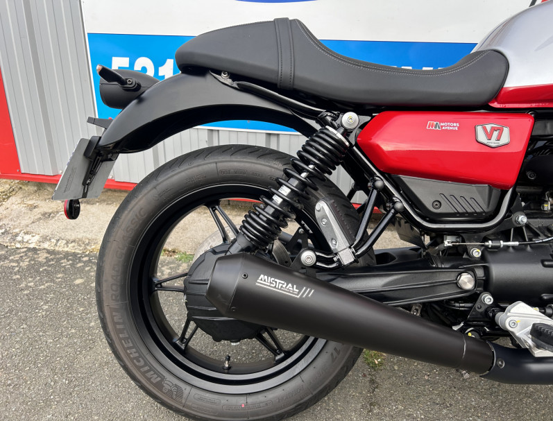 MOTO GUZZI V7 STONE CORSA