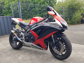 SUZUKI GSX-R 600