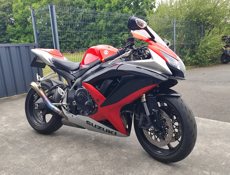 SUZUKI GSX-R 600