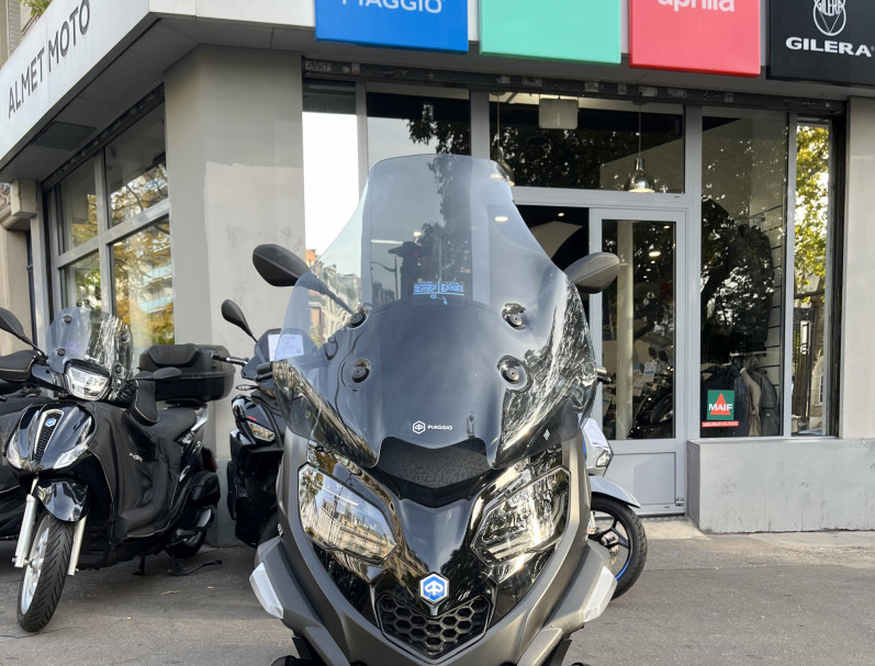PIAGGIO MP3 400 RST SPORT