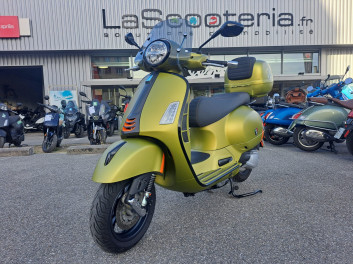 VESPA GTS 300 SUPER SPORT GARANTIE JANVIER 2027