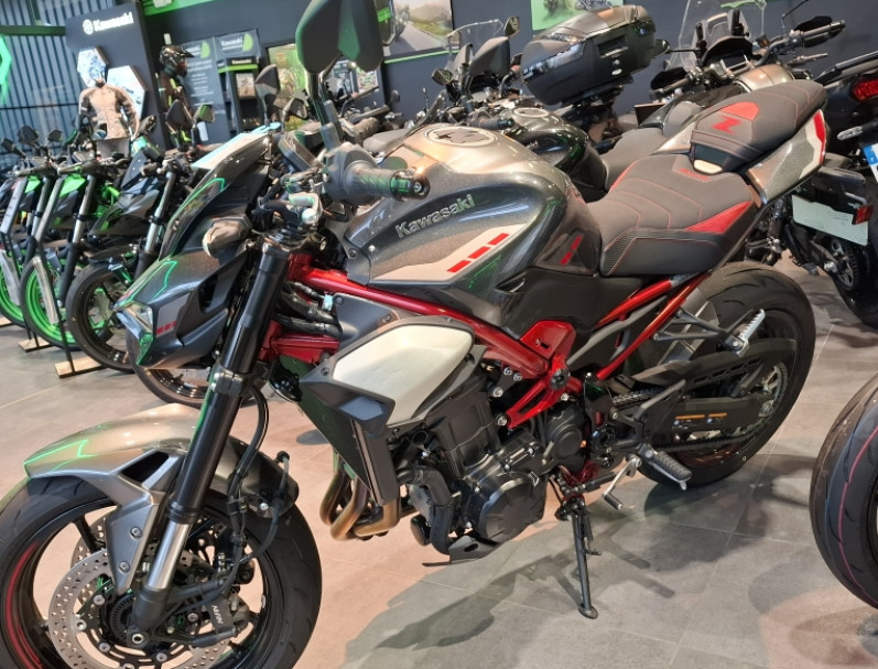 KAWASAKI Z 900 FULL