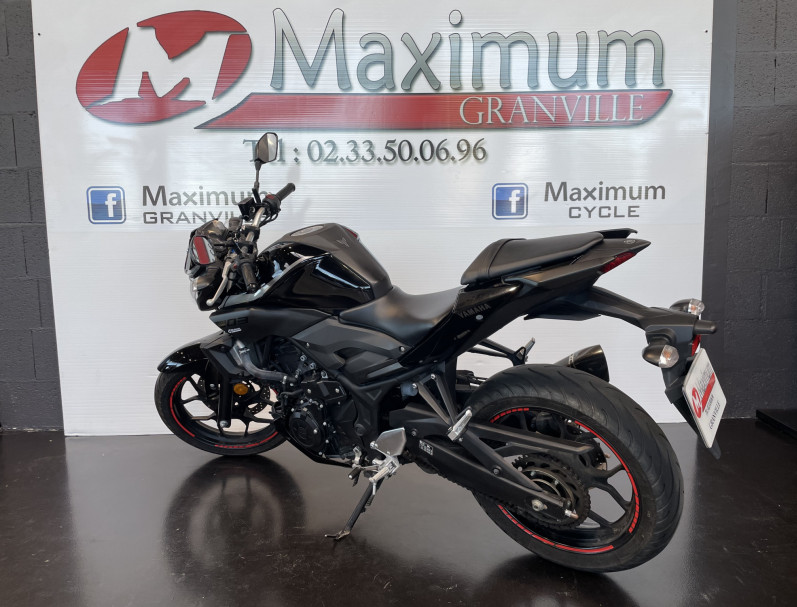 YAMAHA MT-03