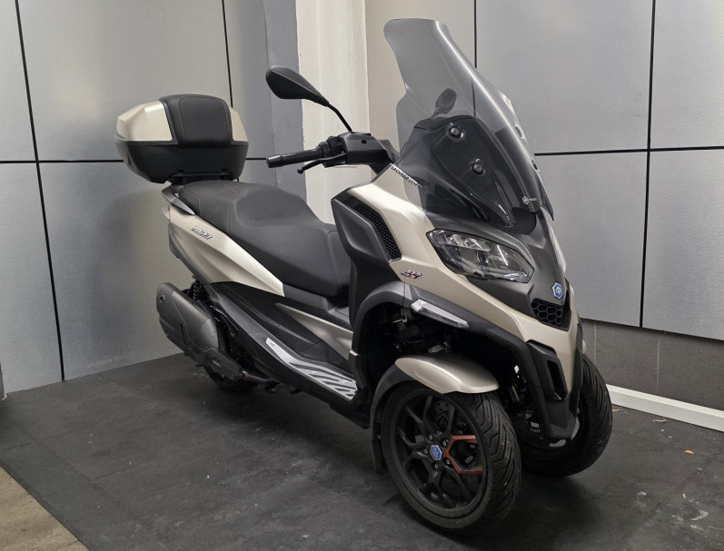 PIAGGIO MP3 530 HPE EXCLUSIVE