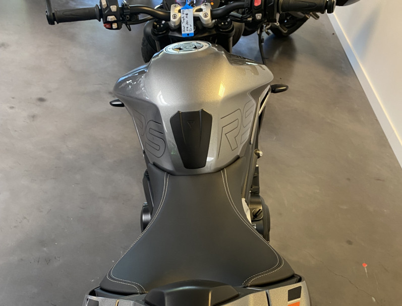 TRIUMPH STREET TRIPLE 765 RS