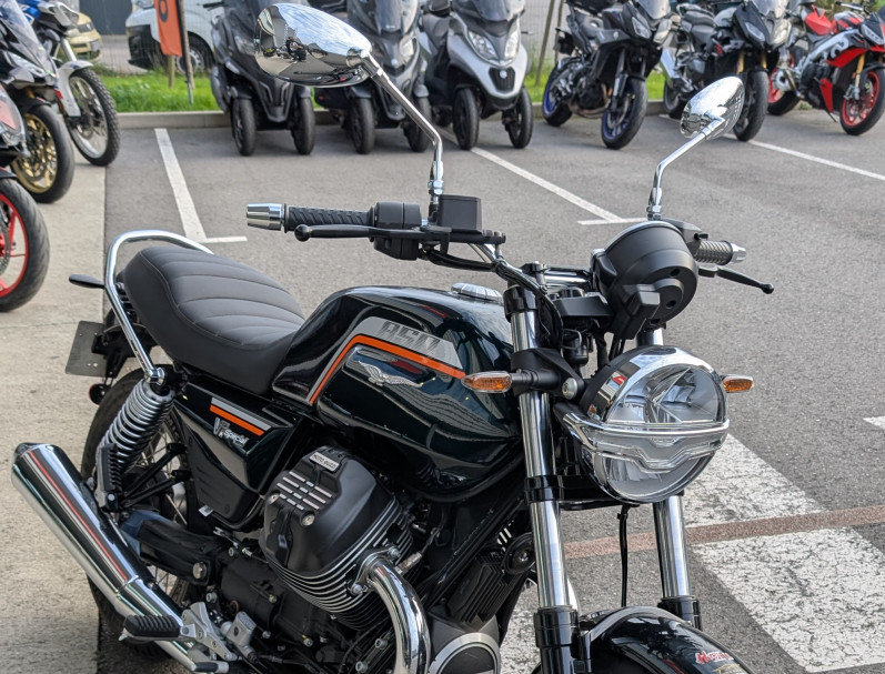 MOTO GUZZI V7 850 SPECIAL