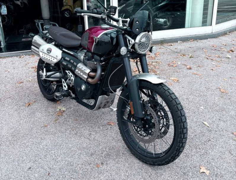 TRIUMPH SRAMBLER 1200 XC GOLD LINE 2022 17500 KMS