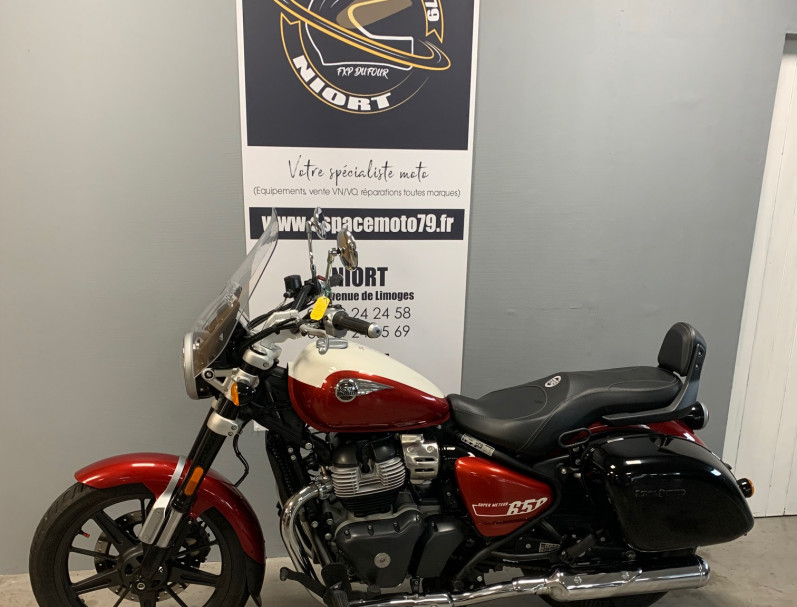 ROYAL ENFIELD SUPER METEOR 650 Celestial Red