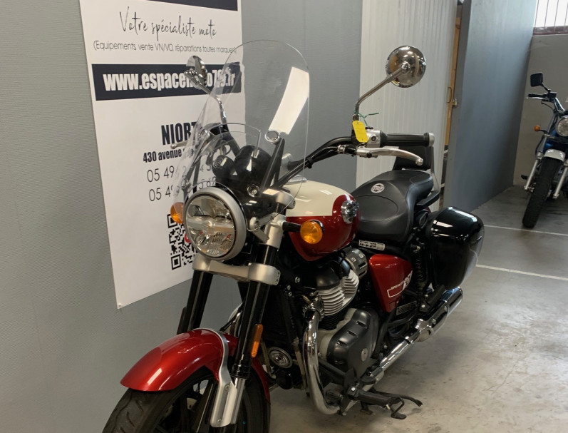 ROYAL ENFIELD SUPER METEOR 650 Celestial Red