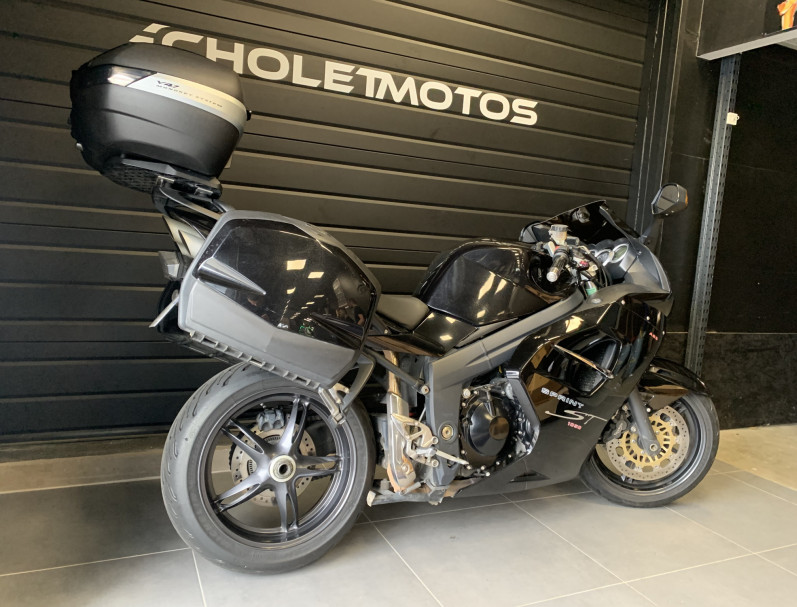 TRIUMPH SPRINT 1050 ST