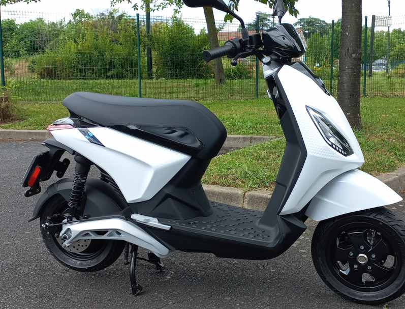 PIAGGIO 1 ACTIVE 
