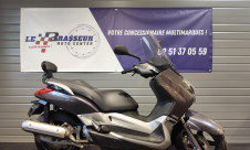 YAMAHA X-MAX 125
