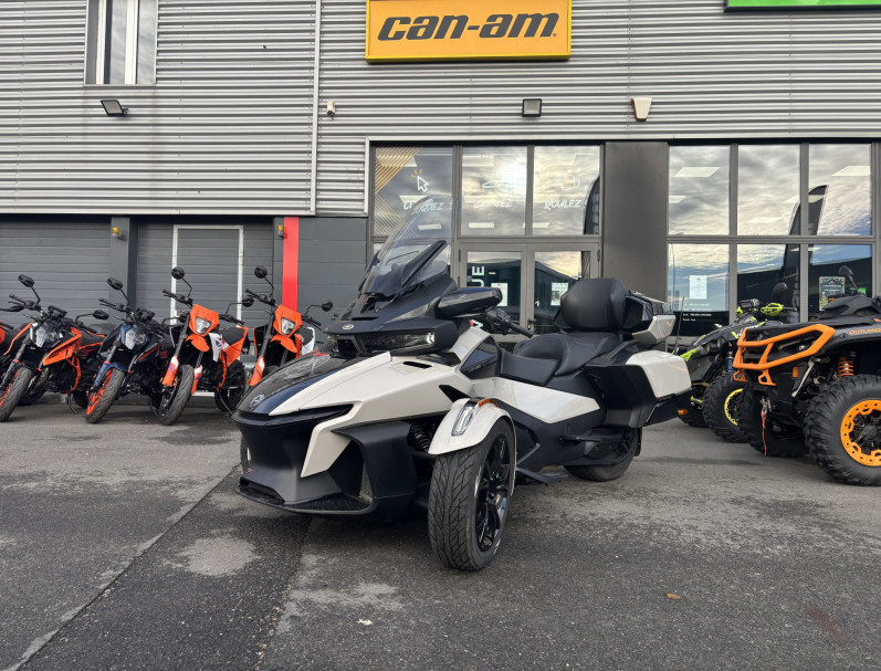 CAN-AM SPYDER RT CAN AM