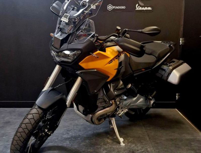 MOTO GUZZI STELVIO