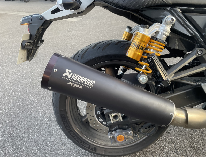 YAMAHA XJR 1300