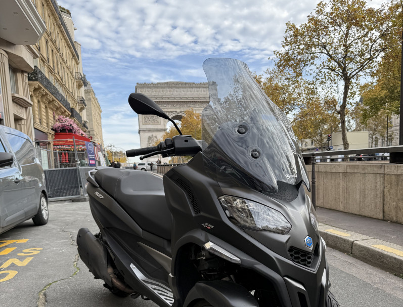 PIAGGIO MP3 530 HPE EXCLUSIVE