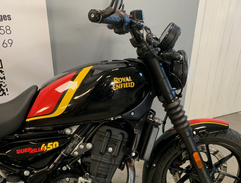 ROYAL ENFIELD Guerilla 450