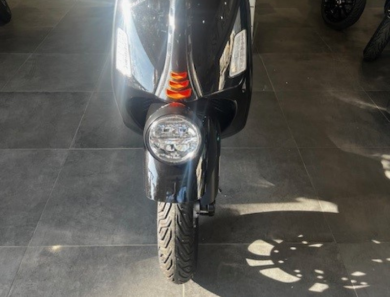 VESPA GTV 300