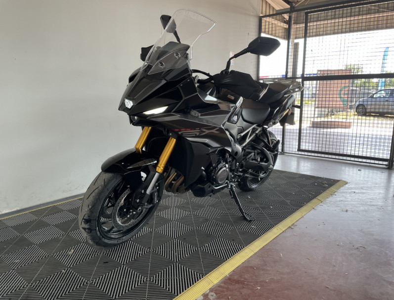 SUZUKI GSX-S 1000 GX / GSX1000GX