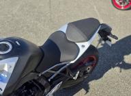 SUZUKI GSX-8R