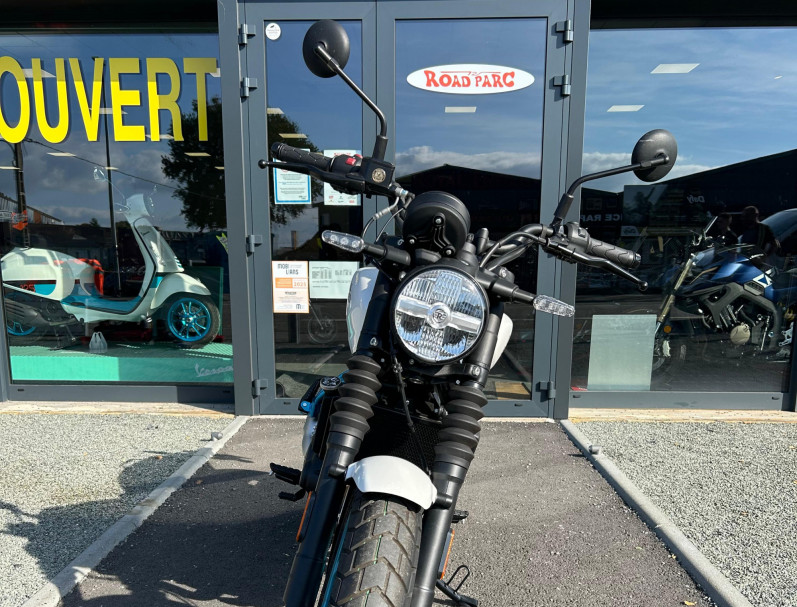 ROYAL ENFIELD GUERILLA 450