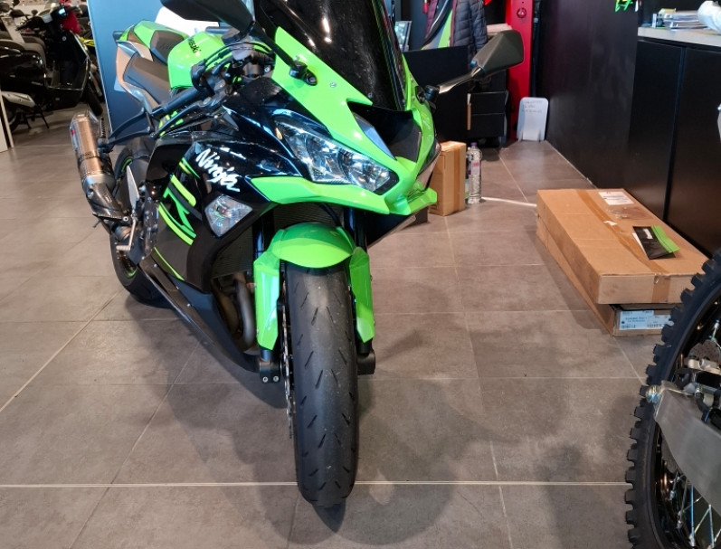 KAWASAKI ZX-6R 636